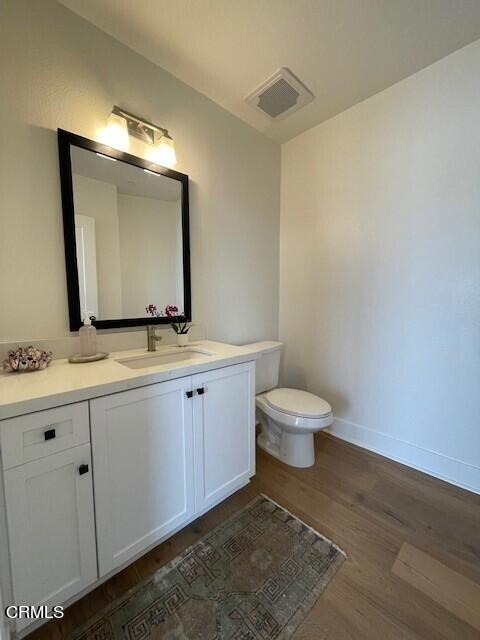 Detail Gallery Image 4 of 37 For 2218 E Main Street St #305,  Ventura,  CA 93001 - 3 Beds | 2/1 Baths