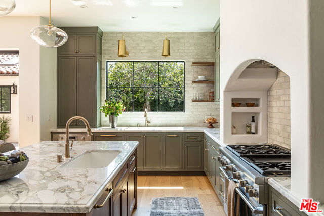 3745 May Street, Los Angeles CA: https://media.crmls.org/mediaz/f492a07d-f399-4f45-acd9-ad8c744b64ef.jpg