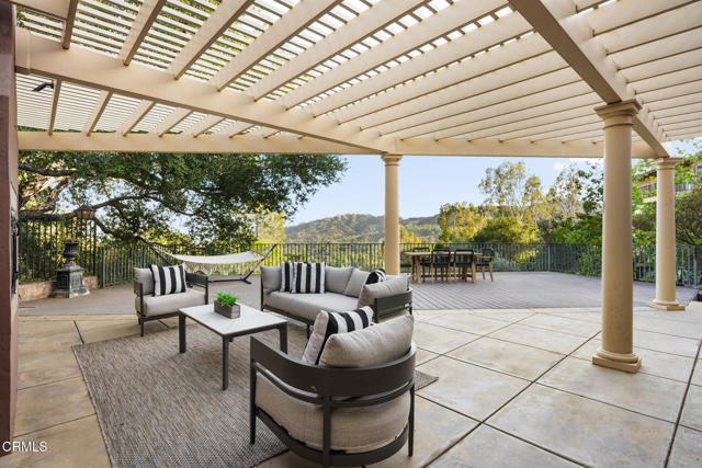 1897 Braemar Road, Pasadena CA: https://media.crmls.org/mediaz/f492deec-192d-4985-8f3a-3ce31f173d2c.jpg