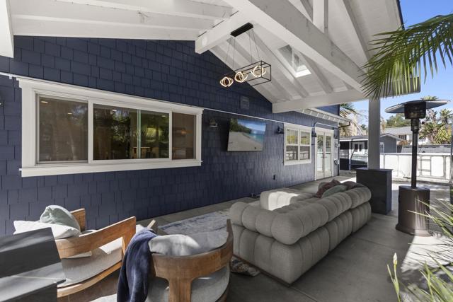 Image 49 of 75 For 418 Parkwood Ln