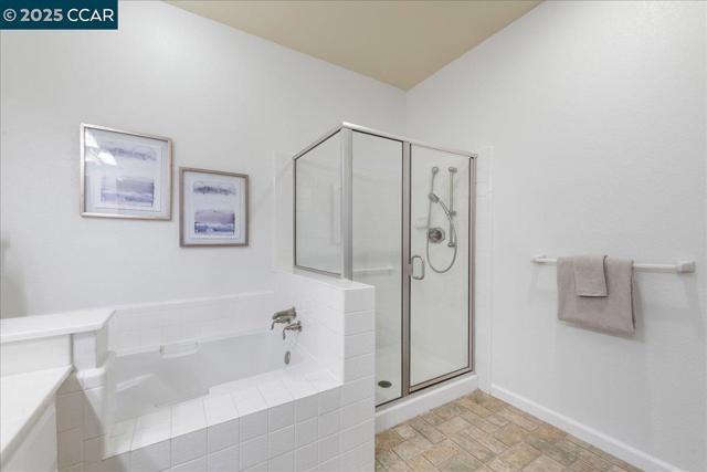 5501 Terra Granada Dr, Walnut Creek CA: https://media.crmls.org/mediaz/f49553a0-8476-43d8-adf3-4191247f1837.jpg