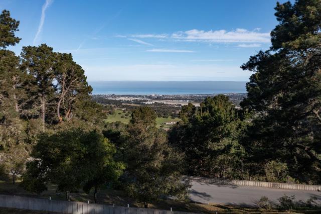 25540 Via Malpaso, Carmel CA: https://media.crmls.org/mediaz/f4964e33-cadc-4be4-8f8d-96a4459d756e.jpg