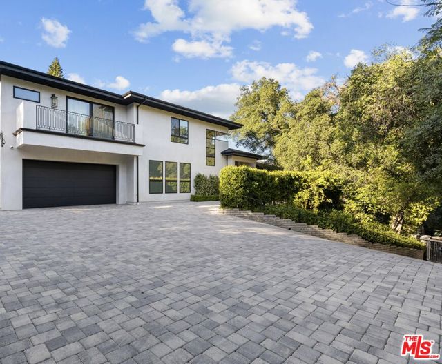 17401 Rancho Street, Encino CA: https://media.crmls.org/mediaz/f496f340-b539-49f4-a9d0-fea51b5ba94d.jpg