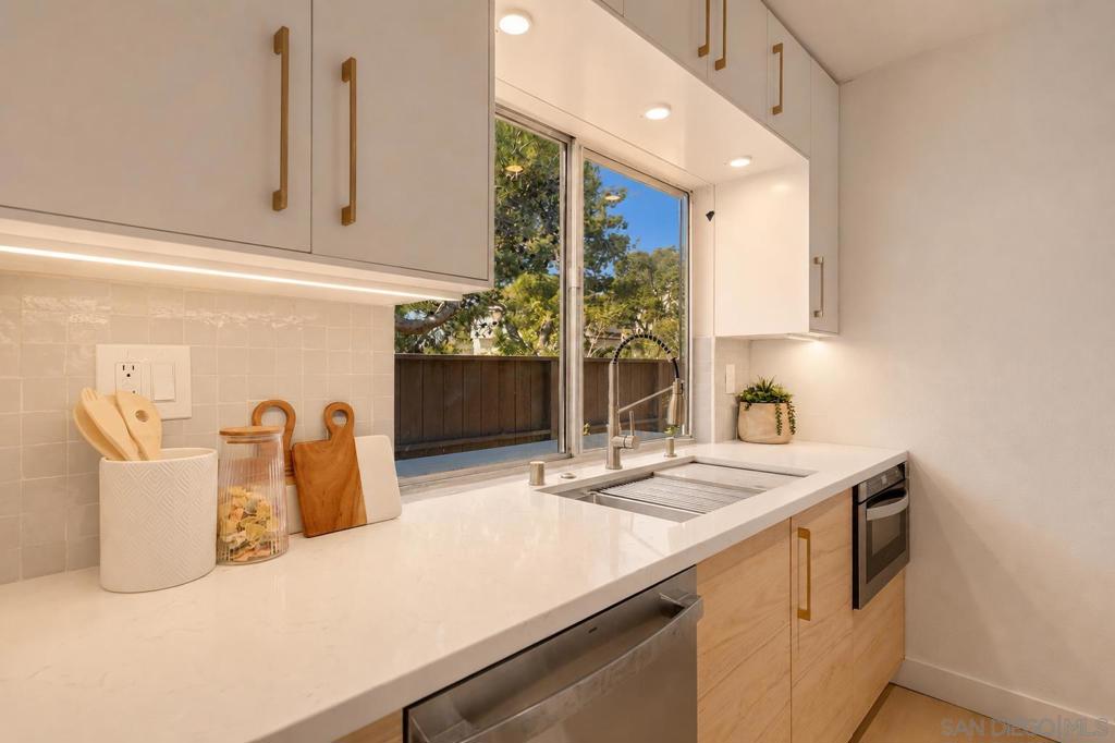 9606 Easter Way - photo 16
