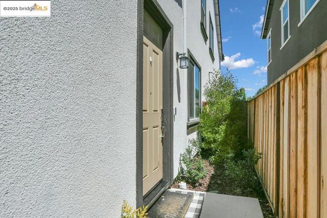 5153 MANIAGO WAY, Antioch CA: https://media.crmls.org/mediaz/f497a192-f10b-477e-a0bb-1b1d8d19dcc2.jpg