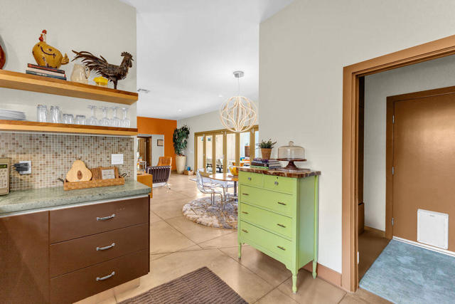 53945 Eisenhower Drive, La Quinta CA: https://media.crmls.org/mediaz/f4981742-c0c0-4656-b11f-560102c5c272.jpg