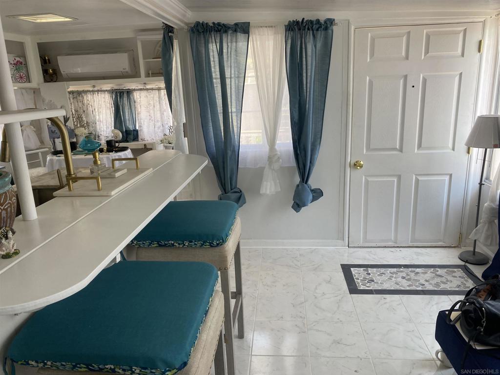 MLS #250032331SD image #5