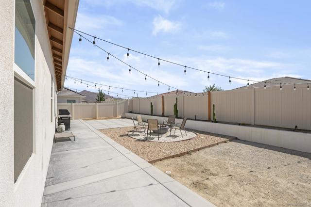 29078 Long Horn Ln, Winchester CA: https://media.crmls.org/mediaz/f49894d3-d9ac-4a71-bd2b-8e6e5a8aa109.jpg