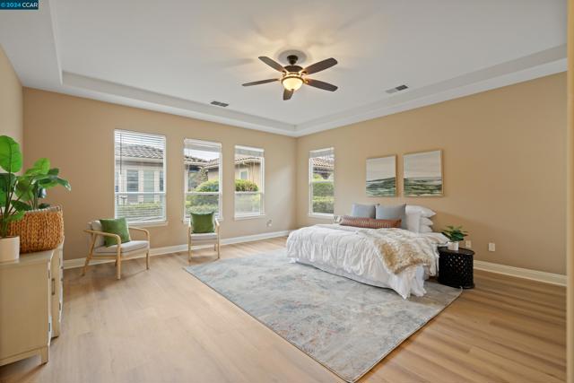 8702 Pasatiempo Circle, Roseville CA: https://media.crmls.org/mediaz/f498b4ca-5700-41c1-9eb5-92927084c798.jpg
