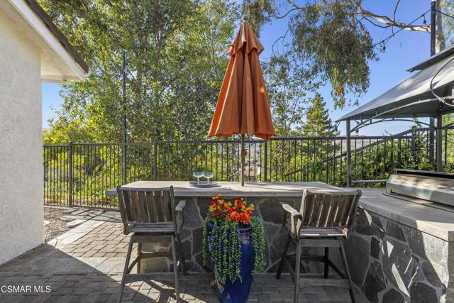 287 Golden Fern Court, Simi Valley CA: https://media.crmls.org/mediaz/f4997459-3370-4fd5-a657-f005a6ac4708.jpg