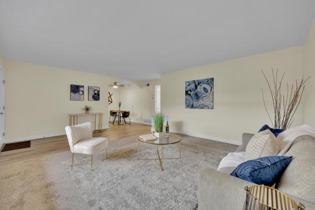 Detail Gallery Image 10 of 39 For 5511 Adelaide Ave #27,  San Diego,  CA 92115 - 2 Beds | 1 Baths