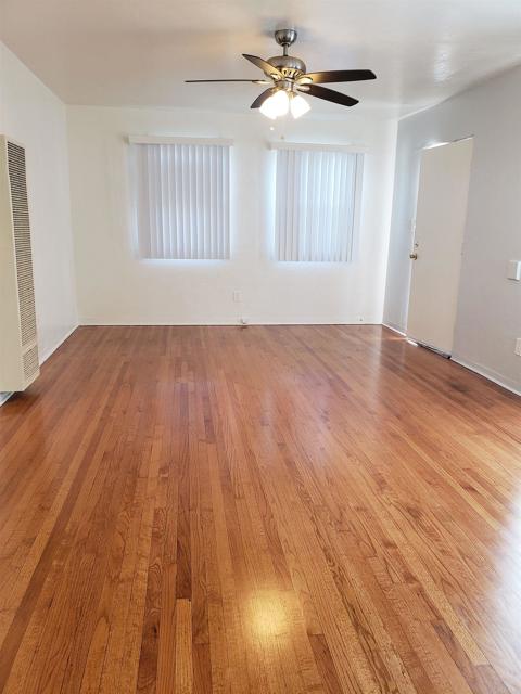Image 4 of 7 For 4708 Kenmore