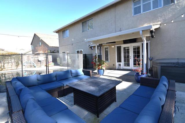 3611 Apple Blossom Lane, Turlock CA: https://media.crmls.org/mediaz/f49ab3da-4148-4a79-8958-340e8c5e7046.jpg