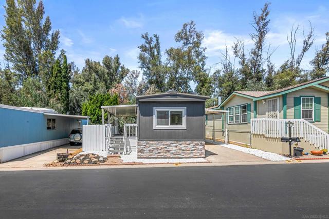 13450 Highway 8 Business, Lakeside, California 92040, 2 Bedrooms Bedrooms, ,2 BathroomsBathrooms,Residential,For Sale,Highway 8 Business,240018544SD