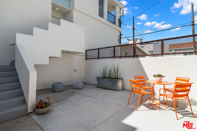 3501 Esplanade, Marina del Rey CA: https://media.crmls.org/mediaz/f49bdf2c-79f2-4f3b-8d03-226caea7c537.jpg