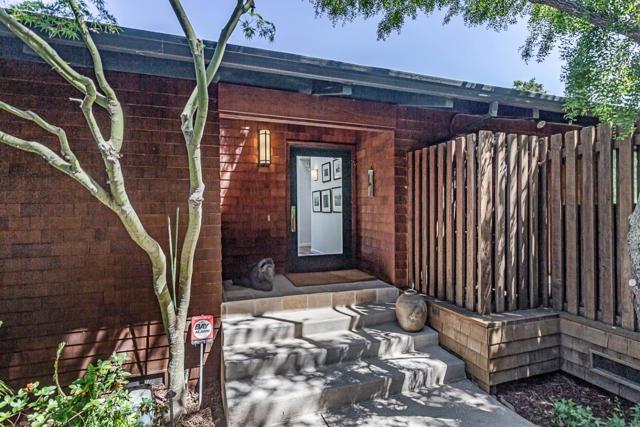 300 Cervantes Road, Portola Valley CA: https://media.crmls.org/mediaz/f49bfd11-5854-4e8a-adad-fc5971618e2e.jpg