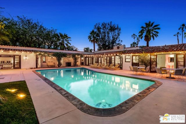 1011 E El Alameda, Palm Springs CA: https://media.crmls.org/mediaz/f49d8e8a-3d60-4e10-a7b9-3fc01724ceed.jpg