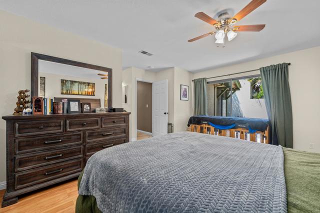 Detail Gallery Image 19 of 25 For 868 Venice Glen, Escondido,  CA 92026 - 2 Beds | 2 Baths