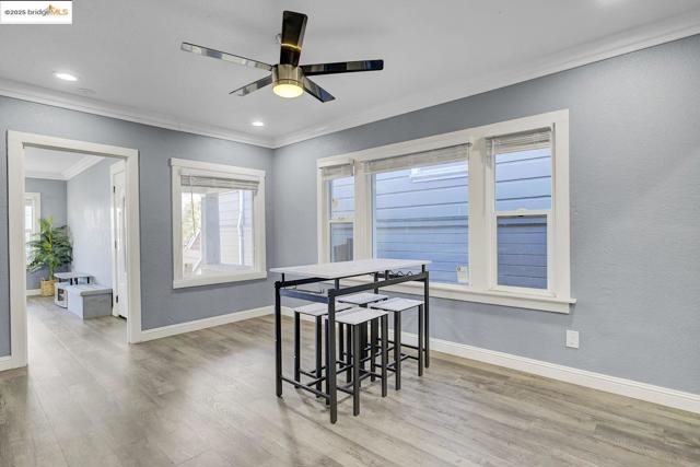 2419 Linden St, Oakland CA: https://media.crmls.org/mediaz/f49e6db6-5479-49ec-8263-c55b9fe191e0.jpg