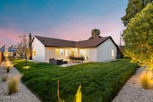 416 Camino Dos Palos, Thousand Oaks CA: https://media.crmls.org/mediaz/f49eb39e-e62f-4a28-83b3-15673fc19175.jpg