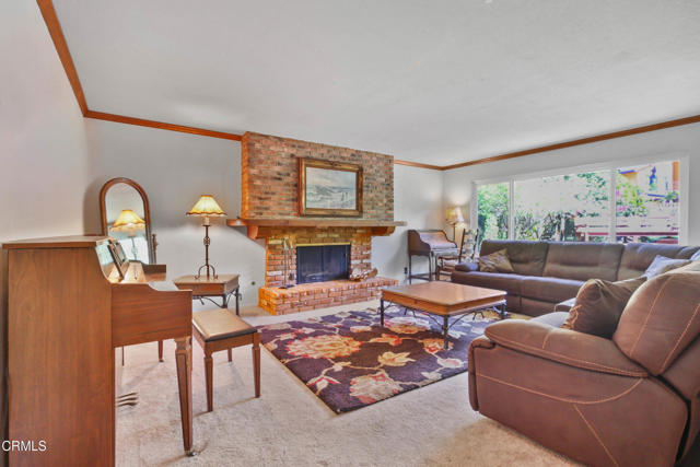 Detail Gallery Image 4 of 17 For 276 Verde Vista Dr, Thousand Oaks,  CA 91360 - 3 Beds | 2 Baths