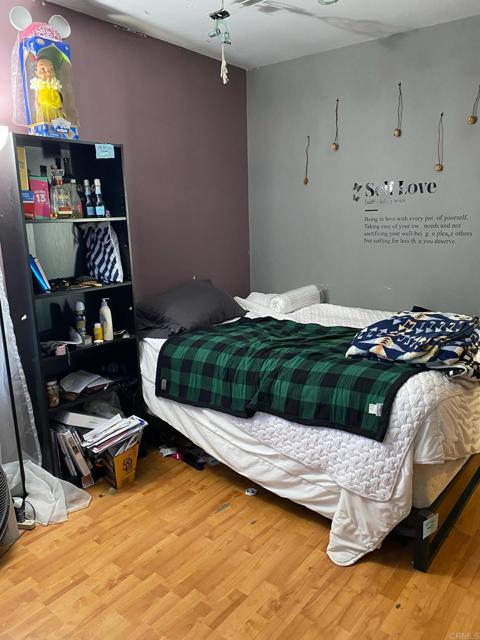 Detail Gallery Image 12 of 12 For 1945 Gateway Dr, San Diego,  CA 92105 - 4 Beds | 2 Baths