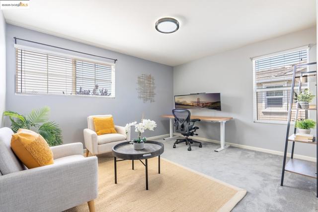 719 Monte Verde Ln, Brentwood CA: https://media.crmls.org/mediaz/f4a11560-fc43-48d1-8886-13f87bcf86c9.jpg