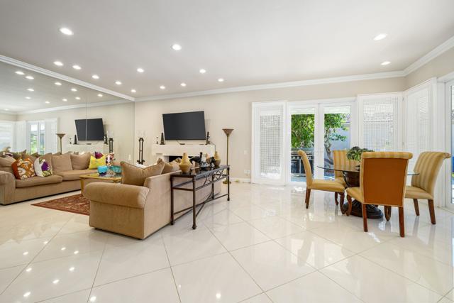 4 Dartmouth Drive, Rancho Mirage CA: https://media.crmls.org/mediaz/f4a12947-6d3e-4356-8e2b-c5a59a5a7e38.jpg