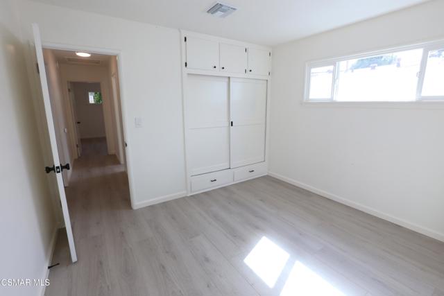 21935 Ybarra Road, Woodland Hills CA: https://media.crmls.org/mediaz/f4a135d3-9526-4d14-8bd3-f9bf04caeed4.jpg