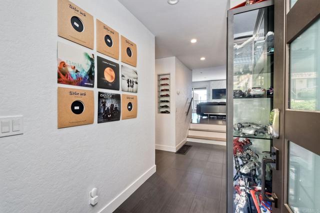 Detail Gallery Image 2 of 45 For 2144 Caminito Del Barco, Del Mar,  CA 92014 - 2 Beds | 2 Baths