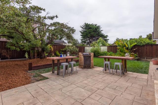 607 Alsace Lorraine Ave, Half Moon Bay CA: https://media.crmls.org/mediaz/f4a33fcf-9818-4637-abf9-f9cb4e638cf5.jpg