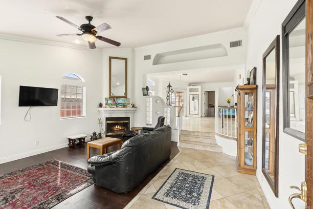 Detail Gallery Image 9 of 55 For 1936 O Ave, National City,  CA 91950 - 3 Beds | 3/1 Baths