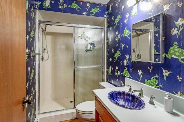 60 View Street, Los Altos CA: https://media.crmls.org/mediaz/f4a3b16c-df33-4add-b393-04ec9ab48945.jpg