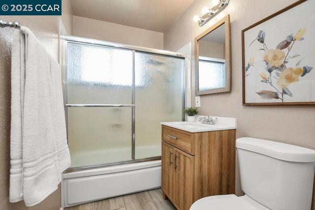 417 Lynn Ave, Antioch CA: https://media.crmls.org/mediaz/f4a3c0cd-e366-44d9-ba39-0e7ff41b75f1.jpg