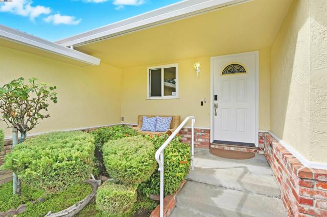 Image 2 of 41 For 5169 Lawler Ave