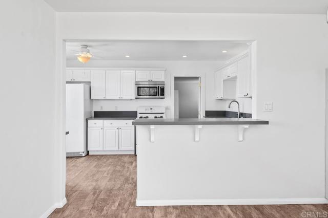 Detail Gallery Image 13 of 29 For 6052 Dwight St, San Diego,  CA 92115 - 3 Beds | 1 Baths