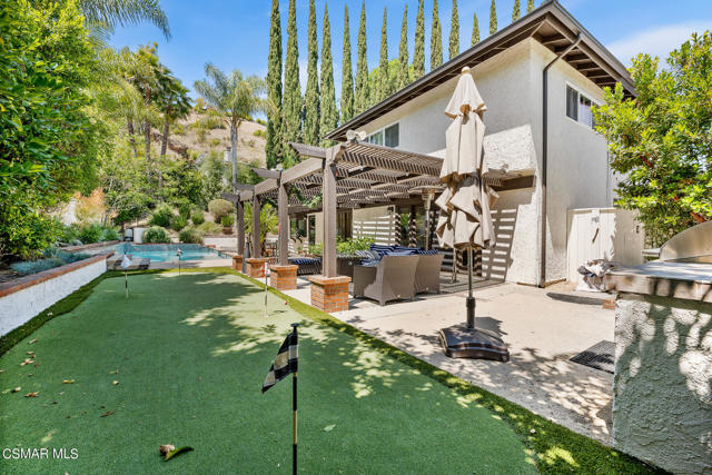 1267 Willsbrook Court, Westlake Village CA: https://media.crmls.org/mediaz/f4a592c8-7f3c-438b-91fe-7a09b44d41ff.jpg