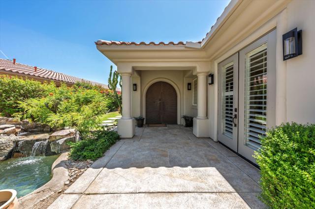 55340 Southern, La Quinta CA: https://media.crmls.org/mediaz/f4a612fb-7821-481e-a154-0c0576930cab.jpg