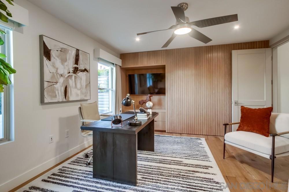 5435 Parkview Dr. - photo 12