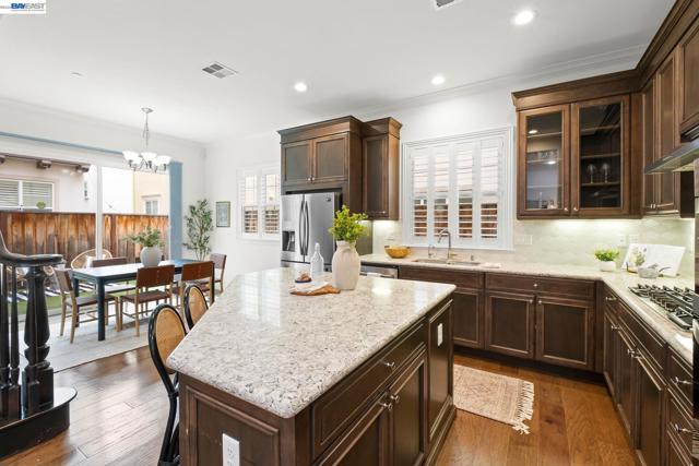 5119 Rowan Drive, San Ramon CA: https://media.crmls.org/mediaz/f4a6f072-6393-471f-982d-2f212237c27b.jpg