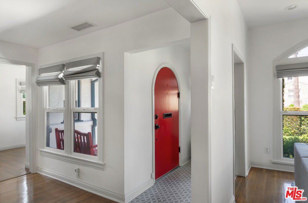 MLS #26860467 image #3