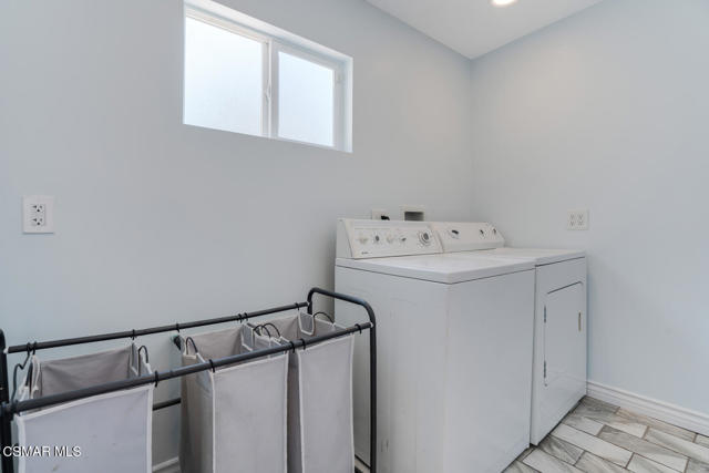 4576 Adam Laundry Room