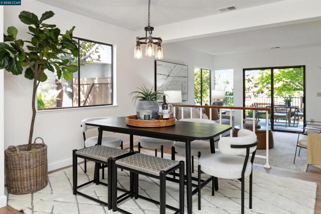 23 Shepardson Ln, Alameda CA: https://media.crmls.org/mediaz/f4a825dc-93c4-4e40-a7f9-c2b7aa698733.jpg