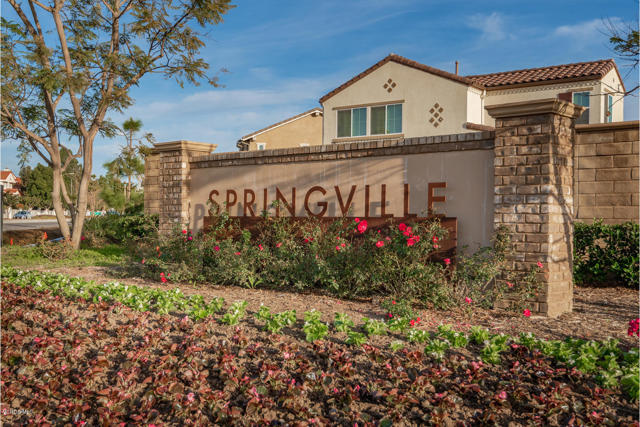 176 Sawbuck Street, Camarillo CA: https://media.crmls.org/mediaz/f4a83492-c178-4b92-828f-01f711c860a7.jpg
