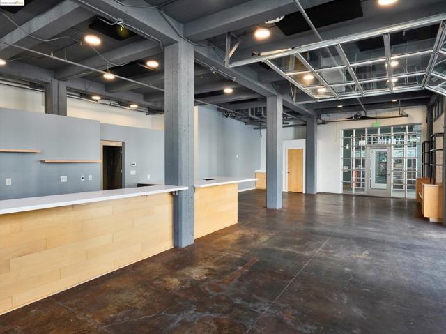 201 3rd St Unit 102, Oakland, California 94607, ,Commercial Sale,For Sale,3rd St Unit 102,41068775