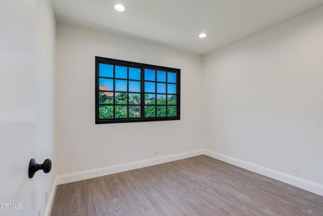 Detail Gallery Image 40 of 49 For 1093 Evenstar Ave, Westlake Village,  CA 91361 - 5 Beds | 2/1 Baths