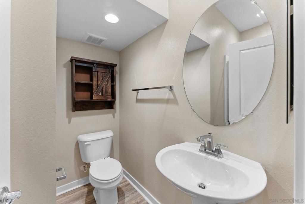 2580 Escondido Blvd - photo 17