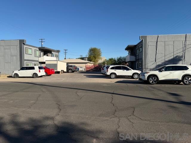 Image 6 of 28 For 700 Blair  