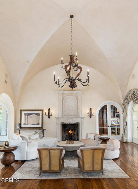 Detail Gallery Image 11 of 65 For 1535 Circle Dr, San Marino,  CA 91108 - 5 Beds | 5/3 Baths