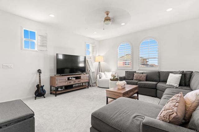 Detail Gallery Image 25 of 44 For 16094 Veridian Cir, San Diego,  CA 92127 - 3 Beds | 2/1 Baths